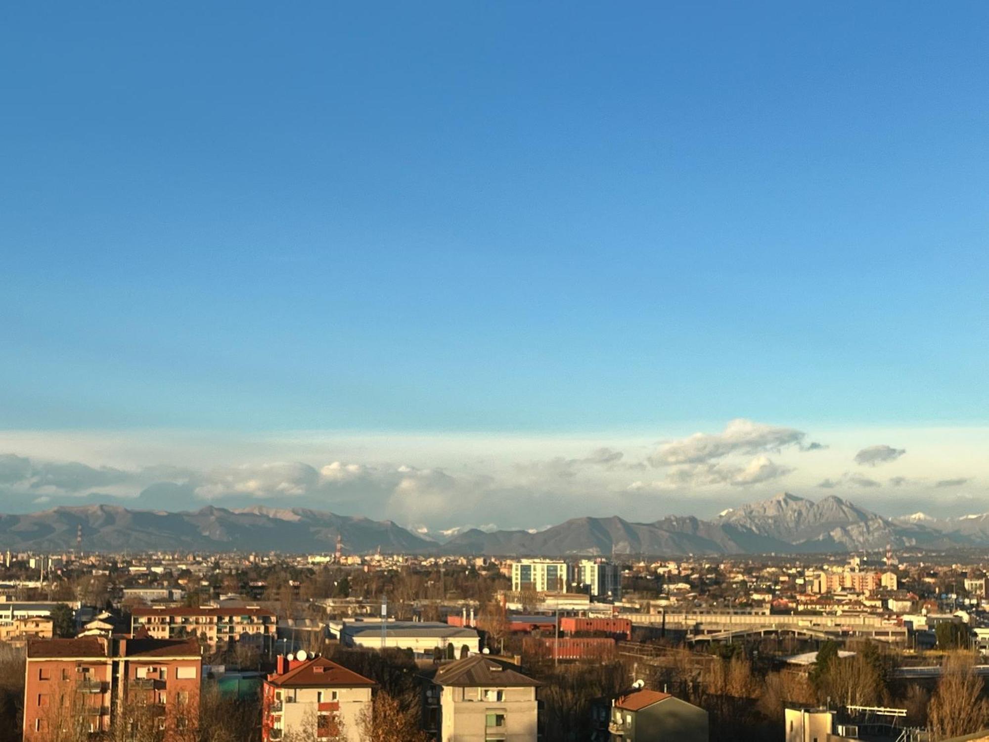 Ferienwohnung Skyscraper 11 Cinisello Balsamo Exterior foto