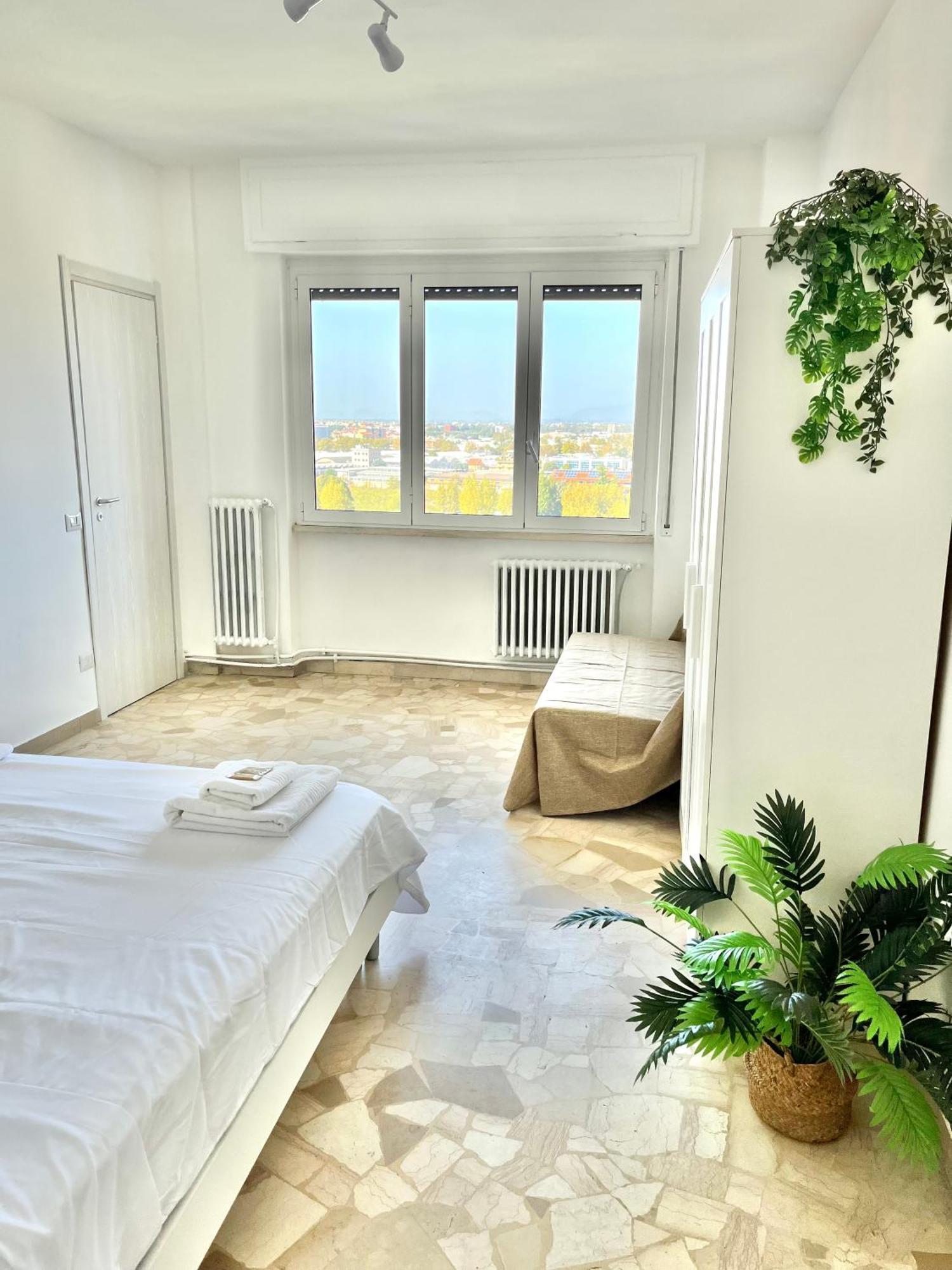 Ferienwohnung Skyscraper 11 Cinisello Balsamo Exterior foto